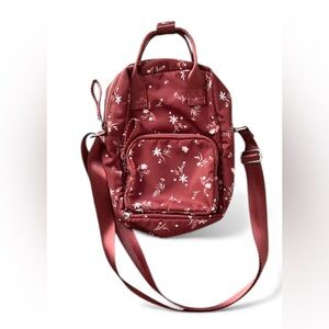 NWOT!! Art Class Mini 11” Floral Crossbody Bag Maroon
